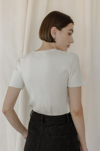 t-shirt with ribbed detail