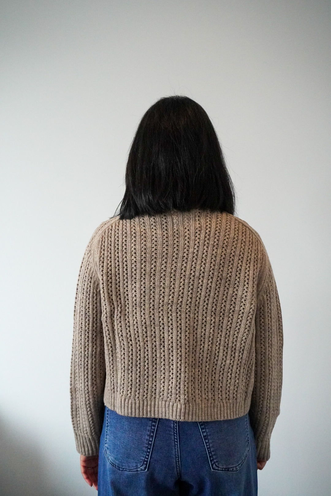 collared sweater with buttons