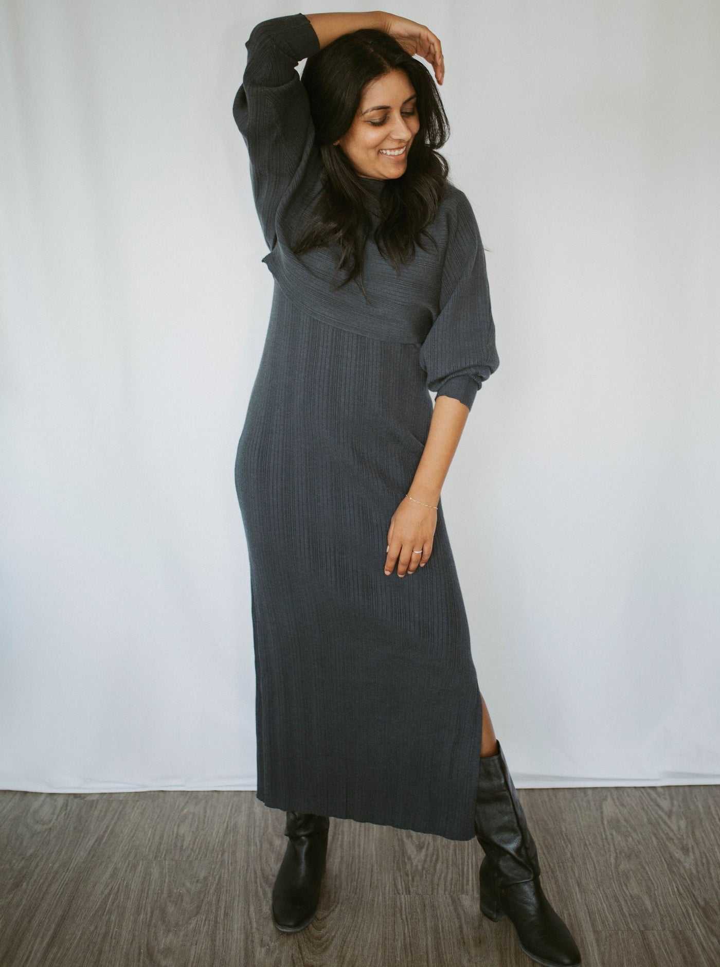 knit cropped ribbed sweater