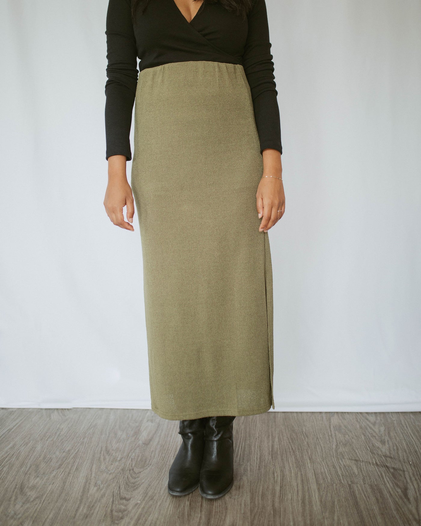 maxi skirt with side slit