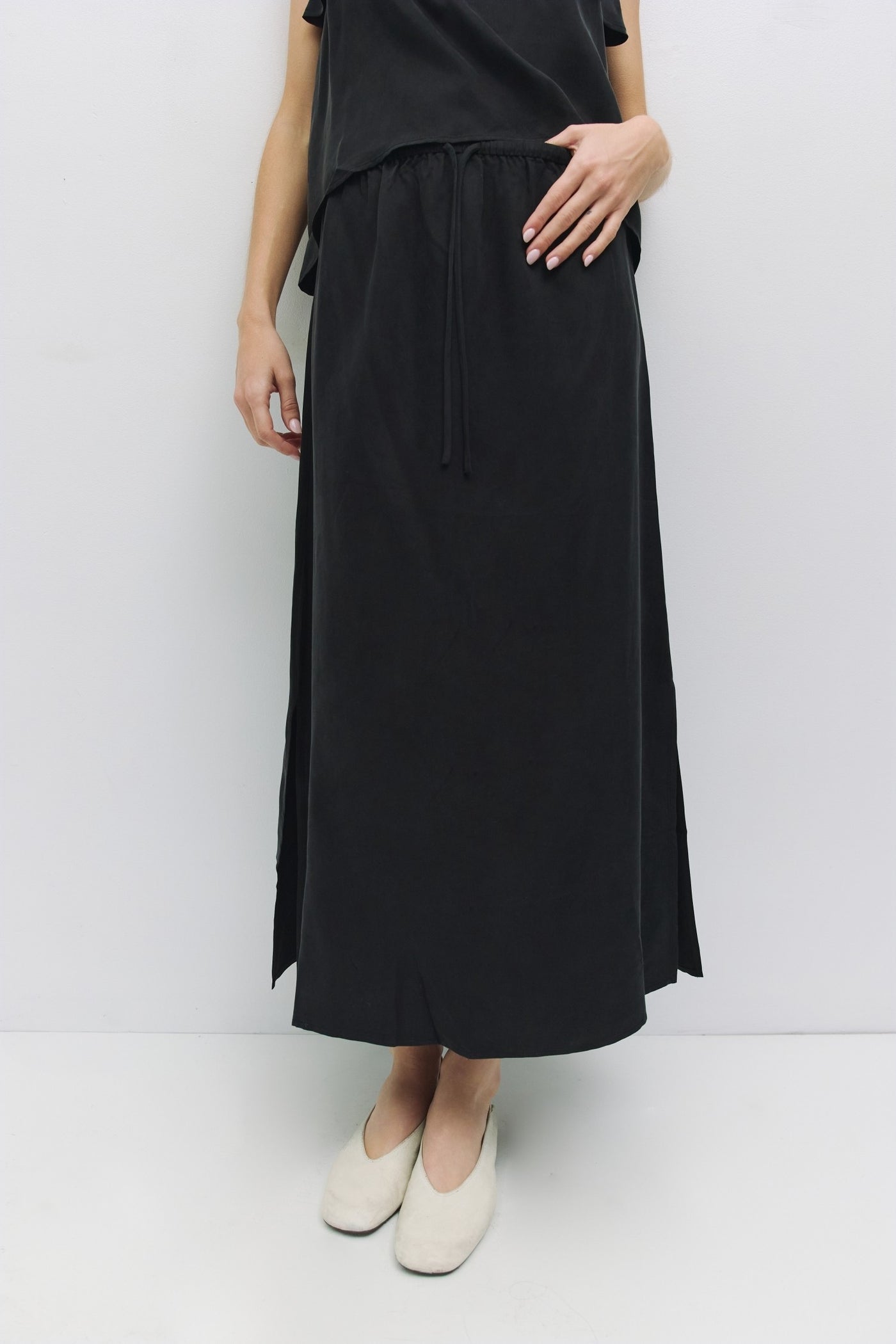 midi skirt with elastic waistband
